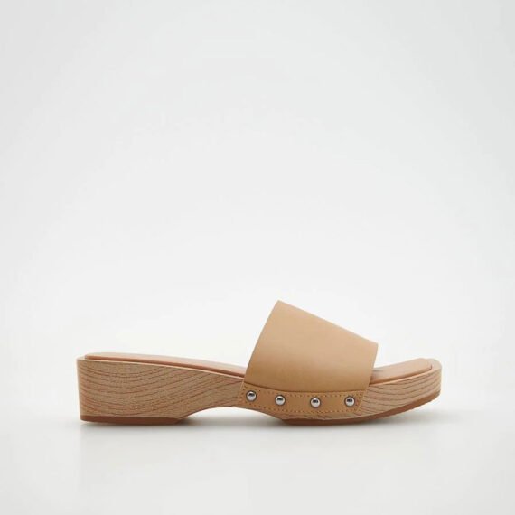 Imitation leather slippers